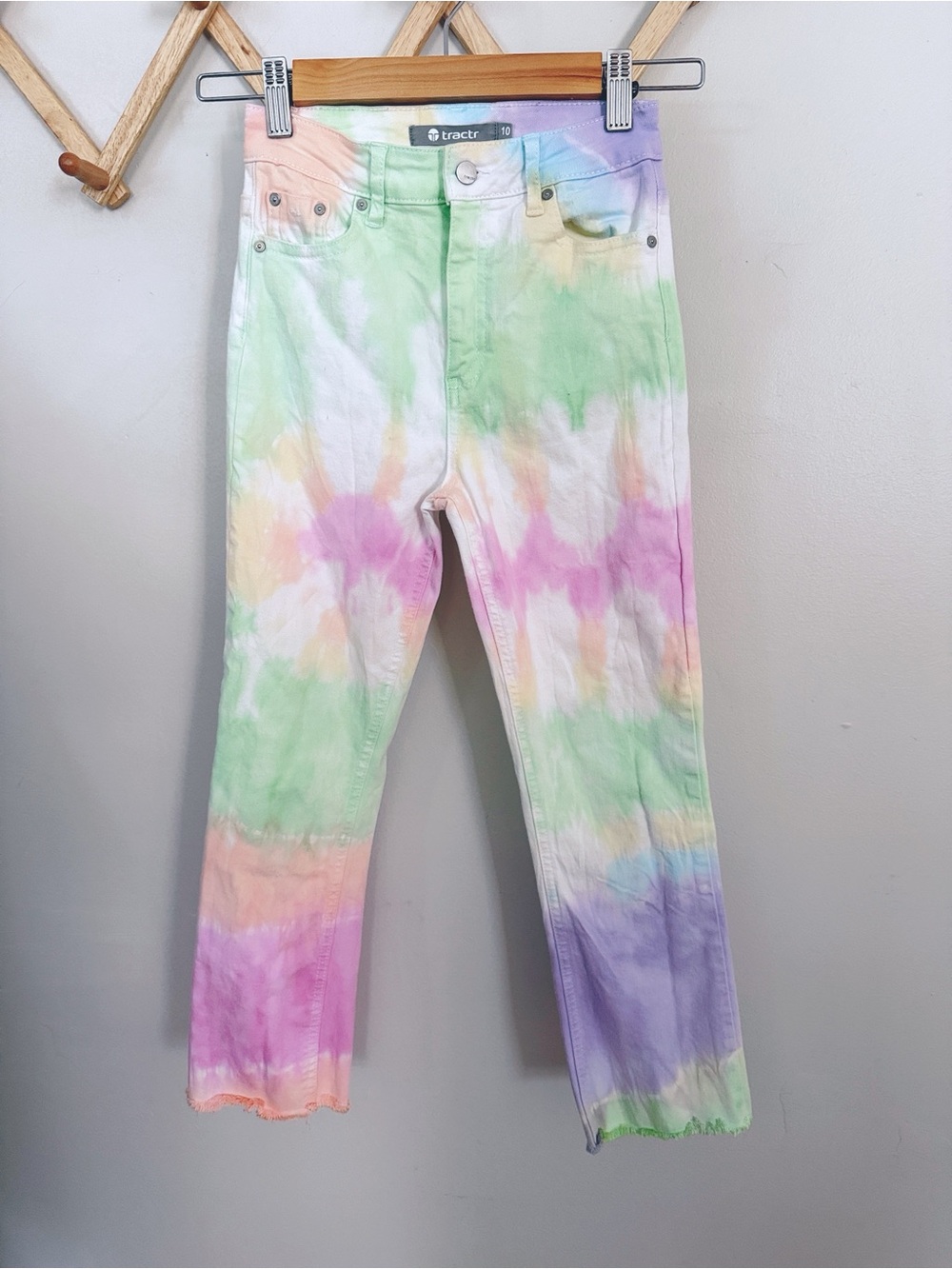 Tractr Girls Size 10 Pastel Tie Dye Raw Hem Jeans Rainbow Denim
